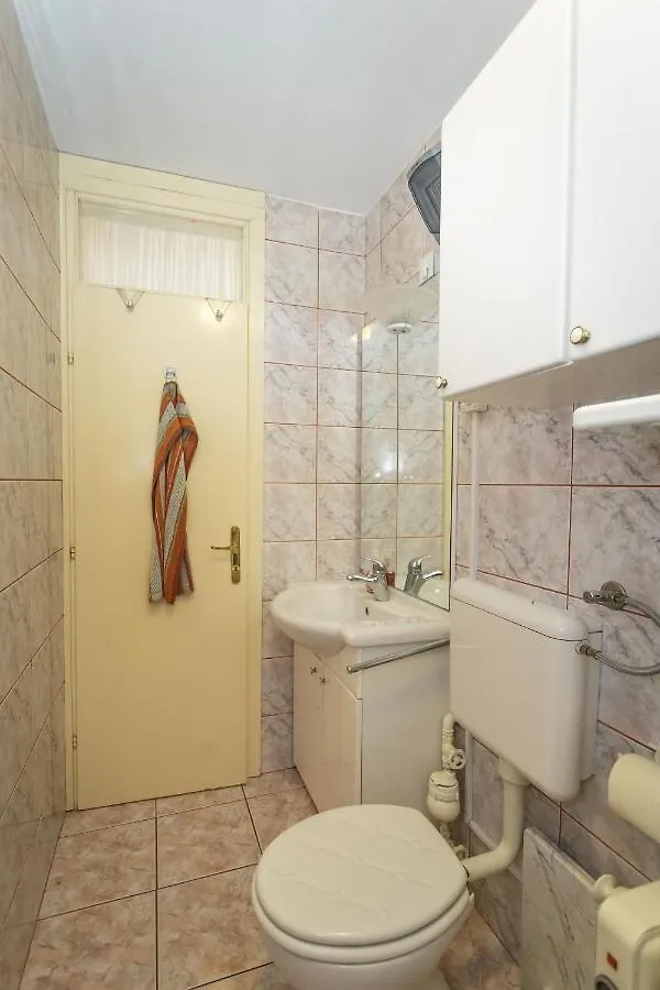 Apartments With A Parking Space Klenovica, Novi Vinodolski - 11028 קרואטיה